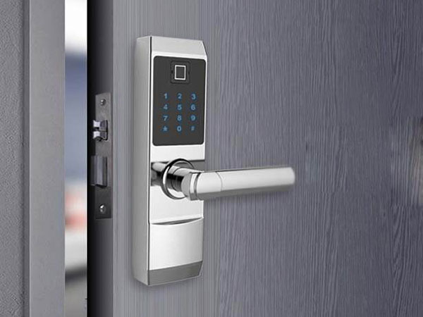 茄子河24小时上门开锁公司